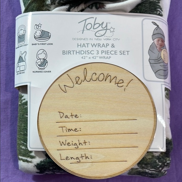 Toby Forest Newborn Set - Picture 2 of 4